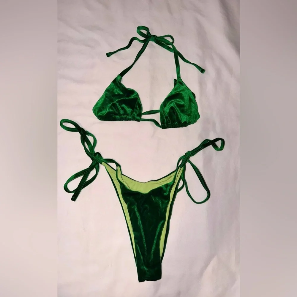 Velvet Vibrant Green Bikini Set - Picture 2 of 4